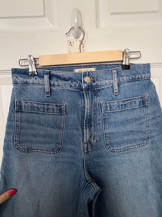 Madewell Jeans - The Emmett Wide Leg in Lakecourt Wash Patch Pocket - Picture 3 of 5